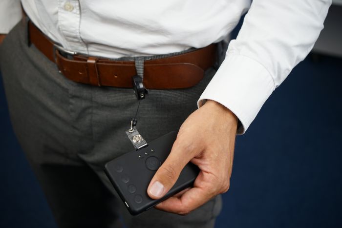 Персональний GPS трекер Teltonika WORKER BADGE PLUS GH5200