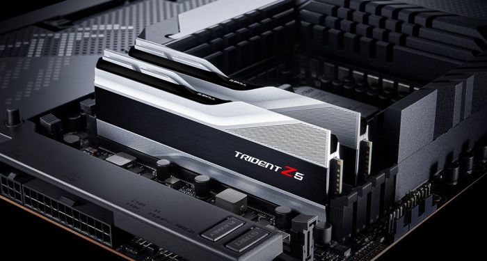 Модуль пам`ятi DDR5 2x16GB/6000 G.Skill Trident Z5 Silver (F5-6000J3040F16GX2-TZ5S)