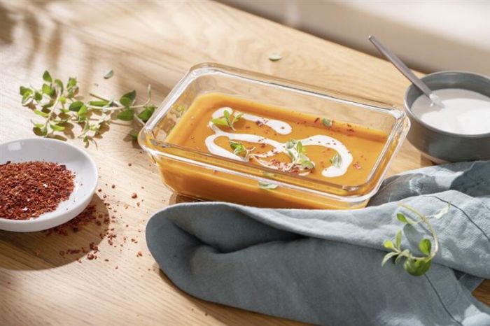 Форма універсальна з кришкою Tefal MasterSeal glass 0.7 л (N1040610)