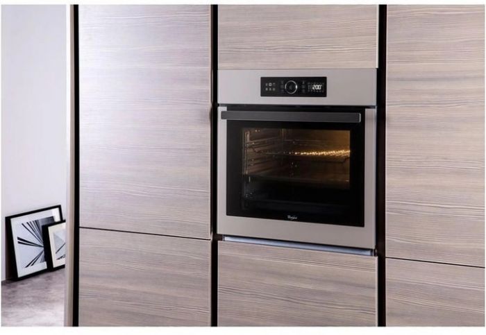 Духова шафа Whirlpool AKZ 96230 S