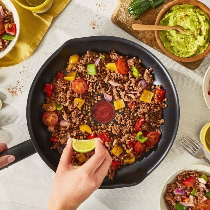 Сковорода з кришкою Tefal Family Day 24 см (B5660453UA)