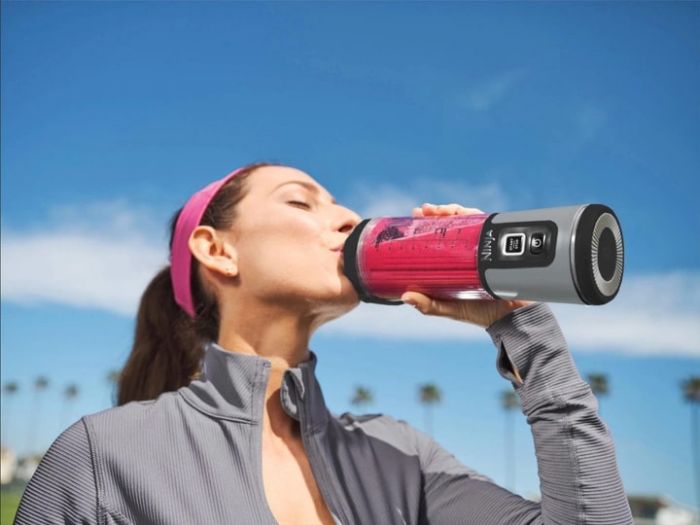 Акумуляторний портативний блендер Ninja Blast BC151EUBK