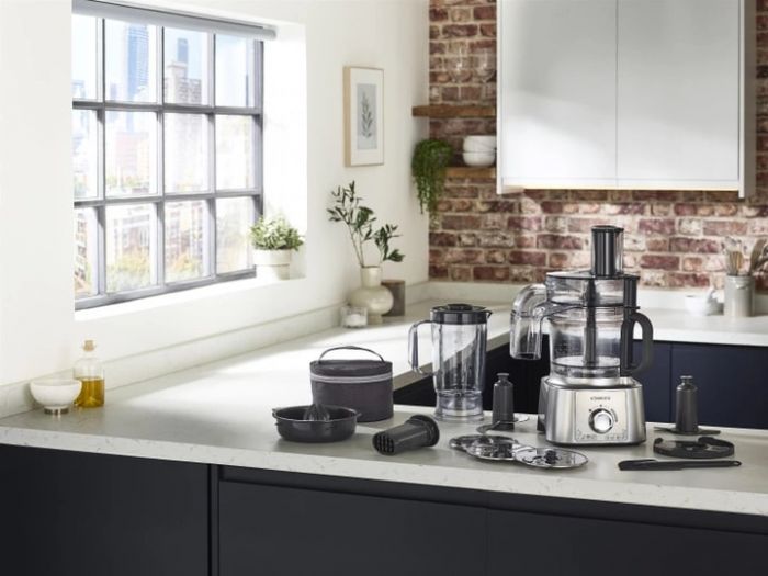 Кухонний комбайн Kenwood MultiPro Express FDP 65.820SI