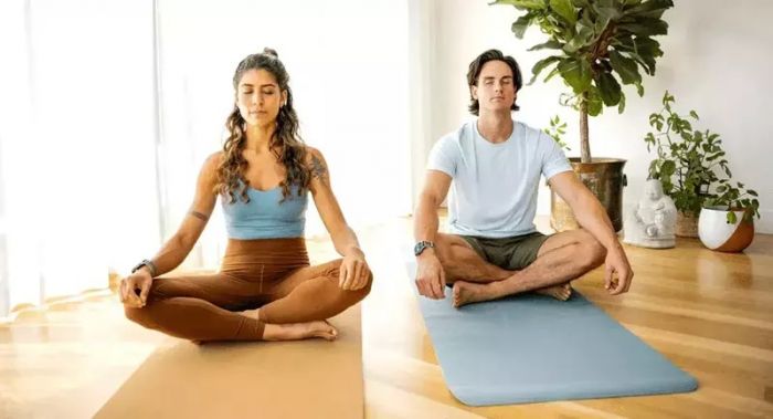 Смарт-годинник Xiaomi Amazfit Balance Midnight