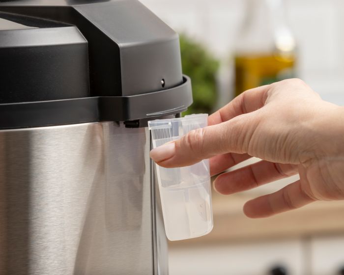 Мультиварка-скороварка Gorenje GMC6SBK