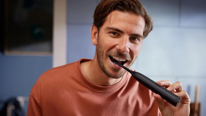 Зубна електрощітка Philips HX7111/01