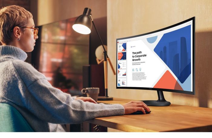 Монiтор Samsung 24" Essential S3 LS24D360 (LS24D360GAIXUA) VA Black Curved 100Hz