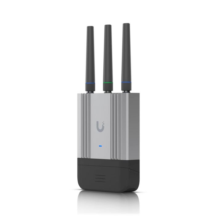 Бездротовий маршрутизатор Ubiquiti Mobile Router Industrial (UMR-industrial)